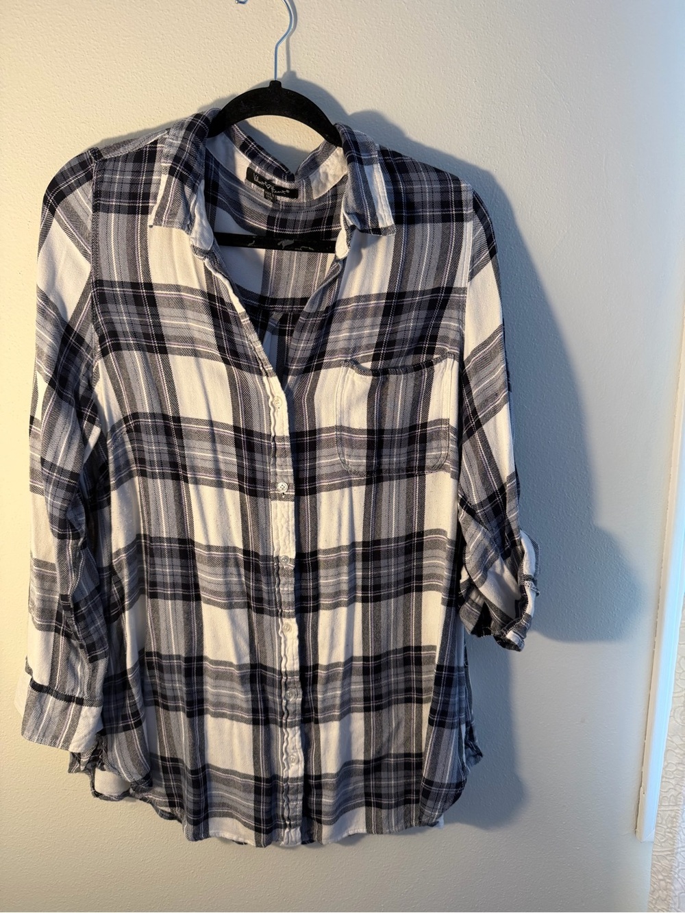 Velvet Heart Black and White Plaid Button-Down Shirt